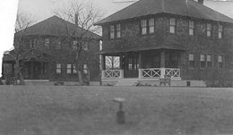 Looks like the House of the Seven Gables